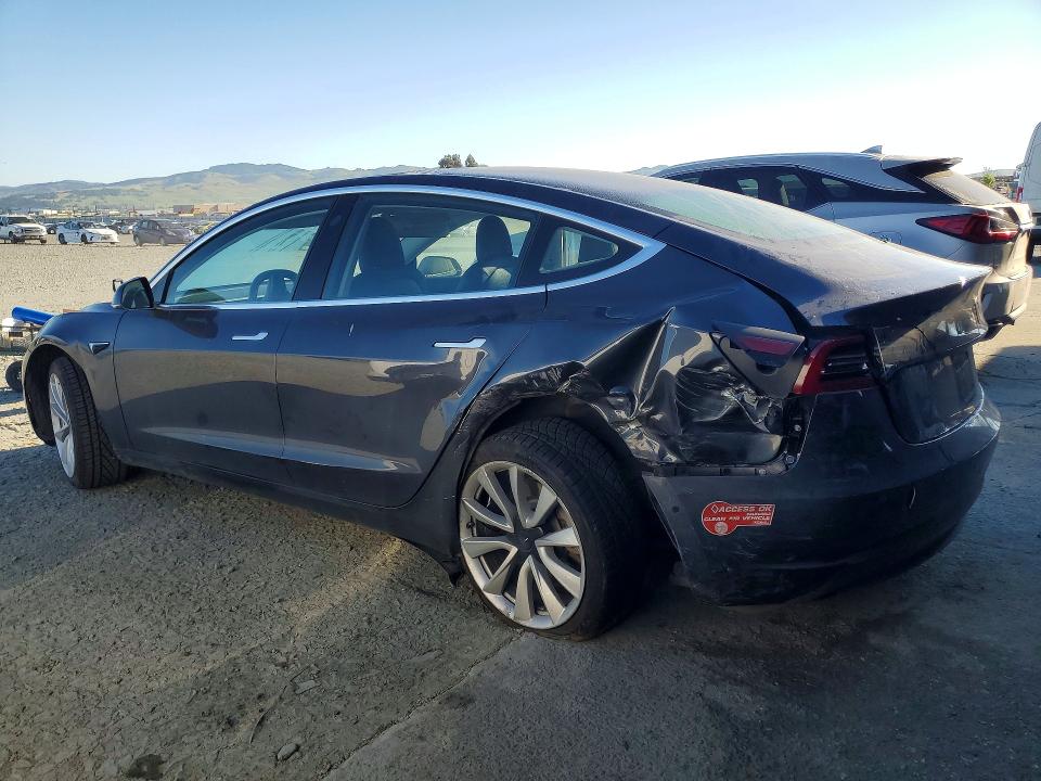 Auction sale of the 2018 Tesla Model 3, vin: 5YJ3E1EA0JF056786, lot number: 46506676