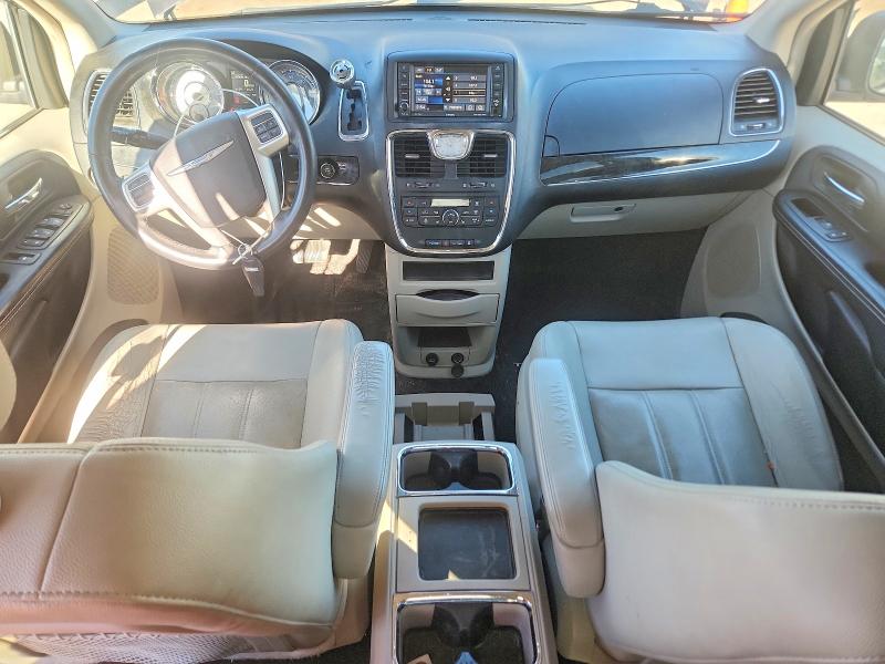 45889846 :رقم المزاد ، 2C4RC1BG5FR505822 vin ، 2015 Chrysler Town & Country مزاد بيع