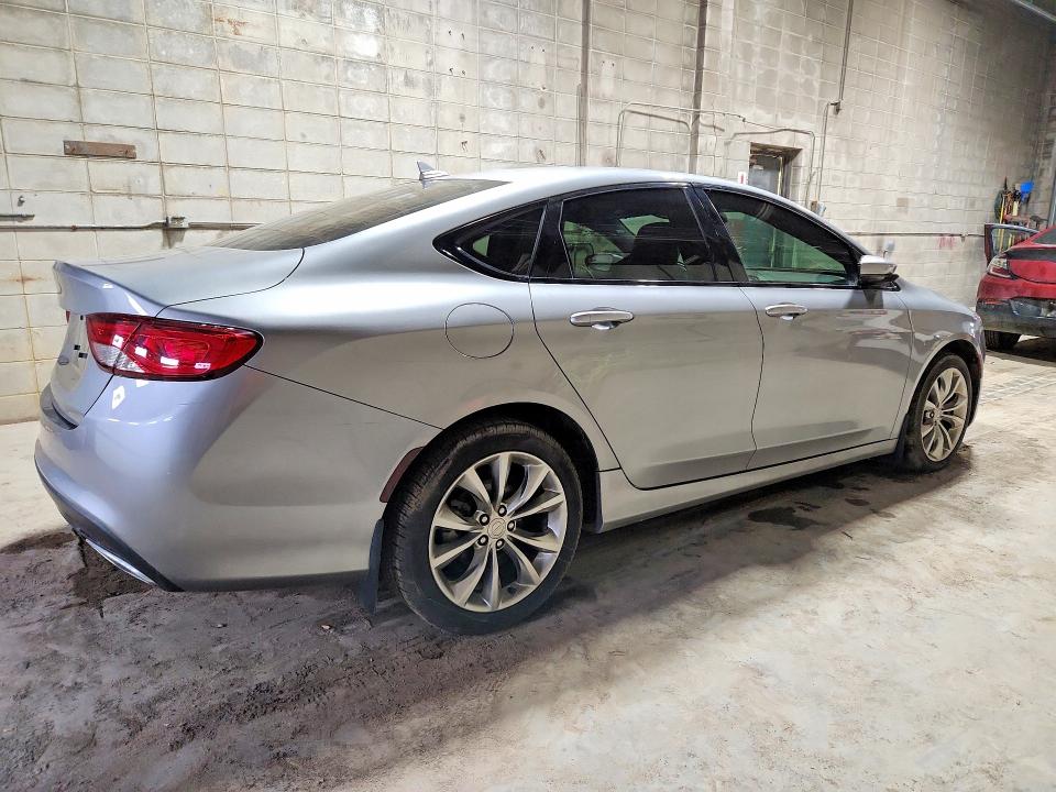 46281016 :رقم المزاد ، 1C3CCCBG7FN505808 vin ، 2015 Chrysler 200 مزاد بيع
