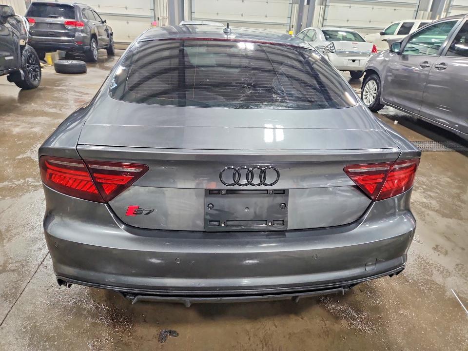 Продаж на аукціоні авто 2018 Audi S7, vin: WAUWFBFC7JN066326, номер лоту: 46235816