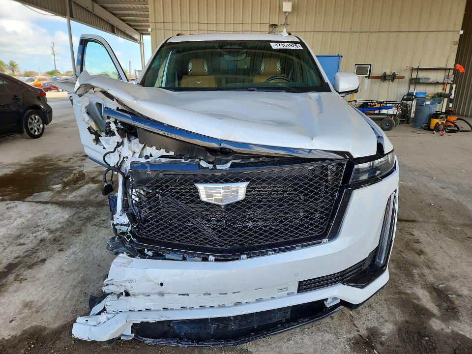 2021 Cadillac Escalade მანქანა იყიდება აუქციონზე, vin: 1GYS3PKL7MR347711, აუქციონის ნომერი: 47161926