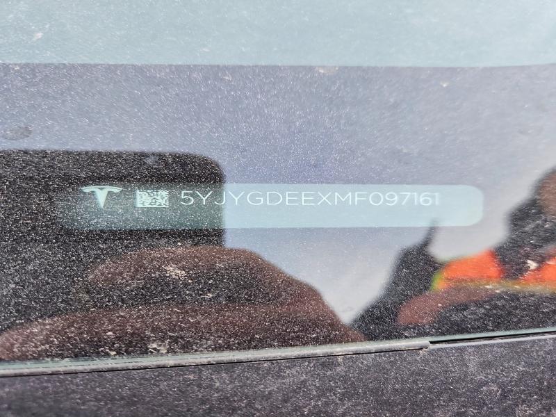 45898046 :رقم المزاد ، 5YJYGDEEXMF097161 vin ، 2021 Tesla Model Y مزاد بيع