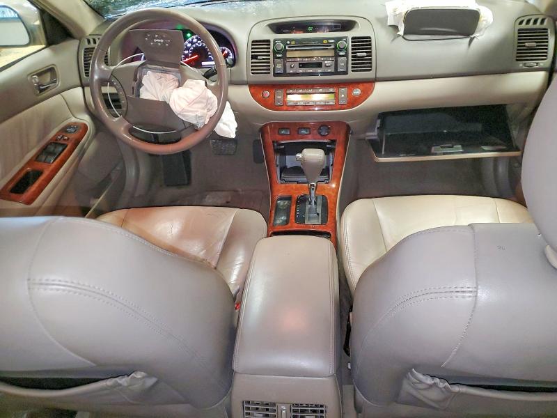 2005 Toyota Camry მანქანა იყიდება აუქციონზე, vin: 4T1BE32K85U981278, აუქციონის ნომერი: 46667856