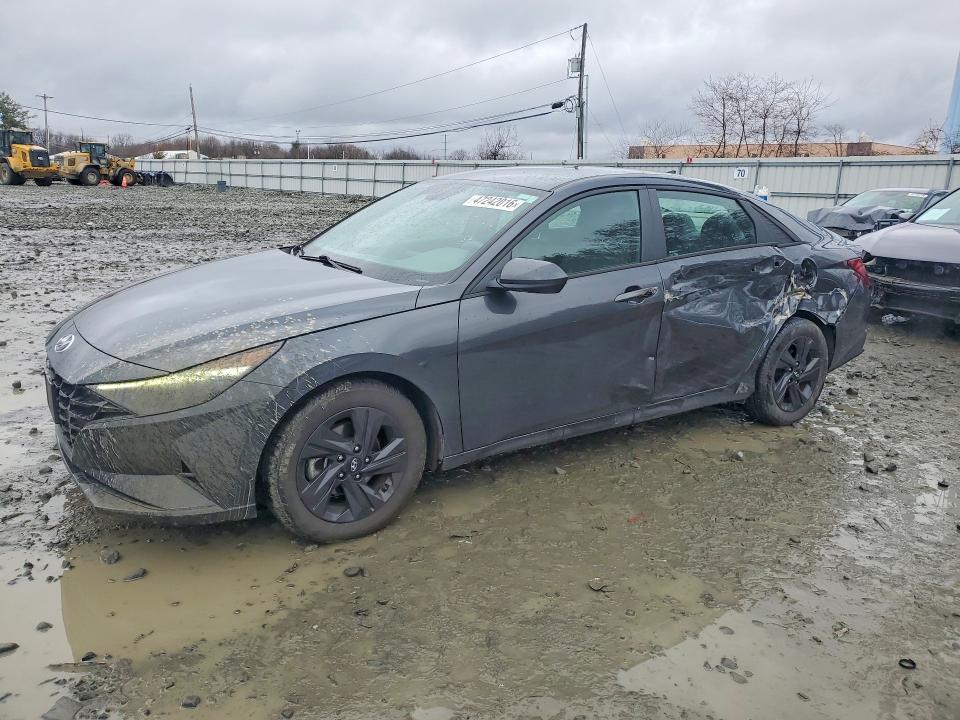Auction sale of the 2021 Hyundai Elantra, vin: 5NPLM4AG0MH003963, lot number: 47242016