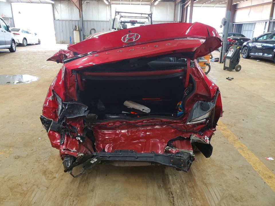 47035076 :رقم المزاد ، 5NPLM4AG2PH102613 vin ، 2023 Hyundai Elantra مزاد بيع