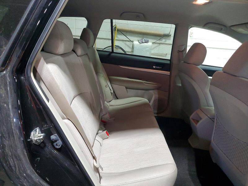 46940376 :رقم المزاد ، 4S4BRCCC5E3285575 vin ، 2014 Subaru Outback مزاد بيع