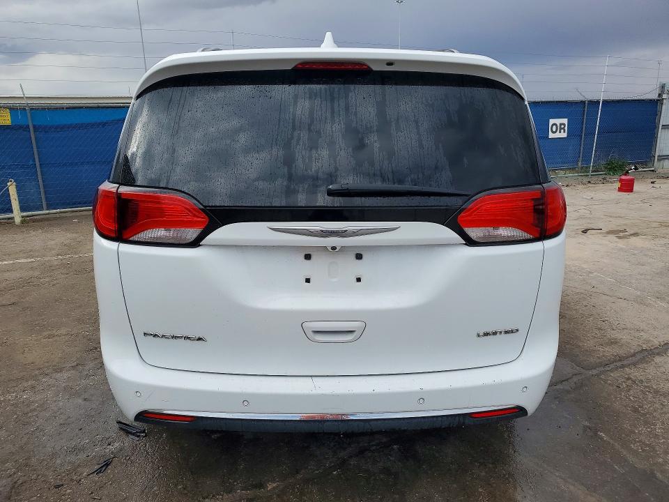Продаж на аукціоні авто 2017 Chrysler Pacifica, vin: 2C4RC1GG8HR528846, номер лоту: 45580736