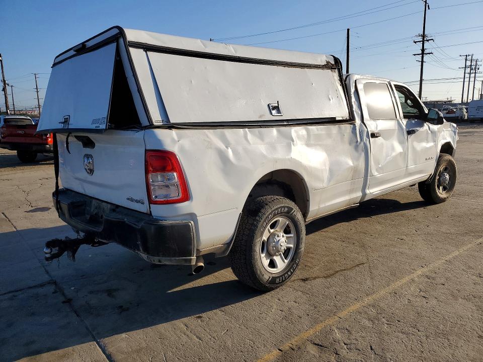 45527406 :رقم المزاد ، 3C6UR5HJ0NG203031 vin ، 2022 Ram 2500 مزاد بيع