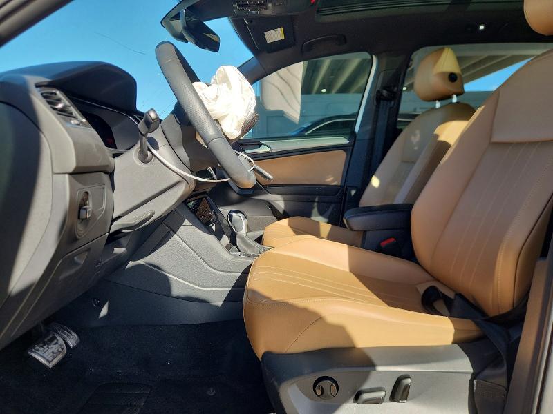 46001096 :رقم المزاد ، 3VV8B7AX6NM007302 vin ، 2022 Volkswagen Tiguan مزاد بيع