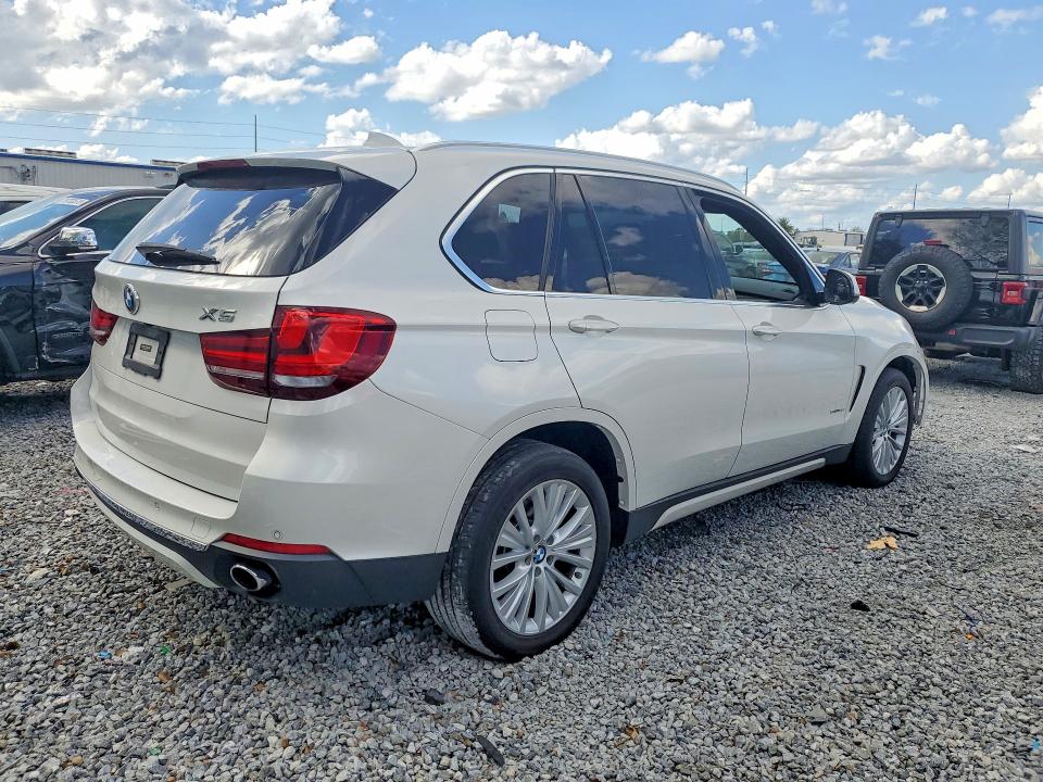 Продаж на аукціоні авто 2017 Bmw X5, vin: 5UXKR2C35H0W43227, номер лоту: 79802935