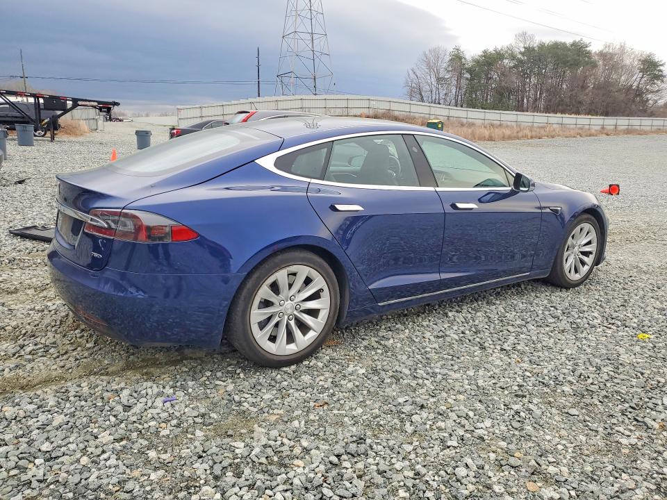 2016 Tesla Model S მანქანა იყიდება აუქციონზე, vin: 5YJSA1E25GF175717, აუქციონის ნომერი: 45481616