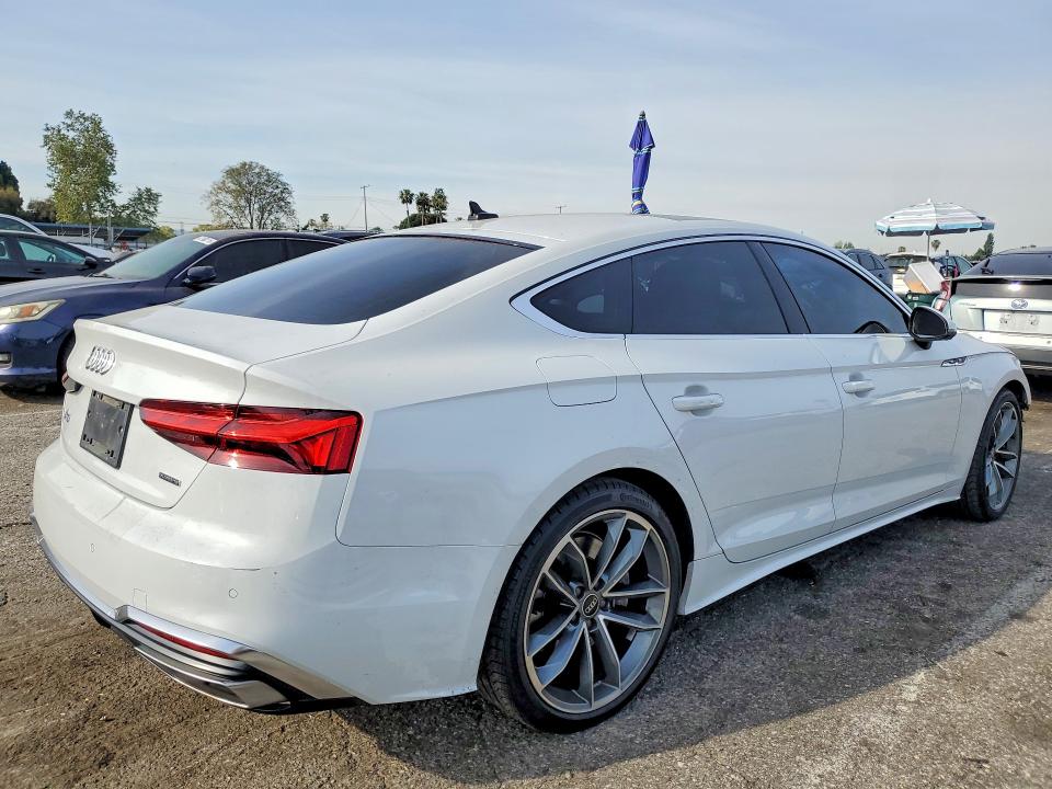 Продаж на аукціоні авто 2022 Audi A5, vin: WAUFACF52NA017974, номер лоту: 47932596