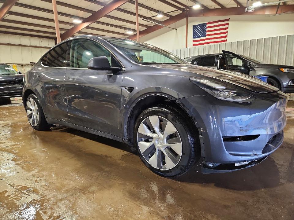 45949656 :رقم المزاد ، 7SAYGDEE4PF619516 vin ، 2023 Tesla Model Y مزاد بيع