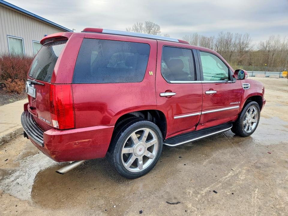 2009 Cadillac Escalade მანქანა იყიდება აუქციონზე, vin: 1GYFC43559R165612, აუქციონის ნომერი: 46491846