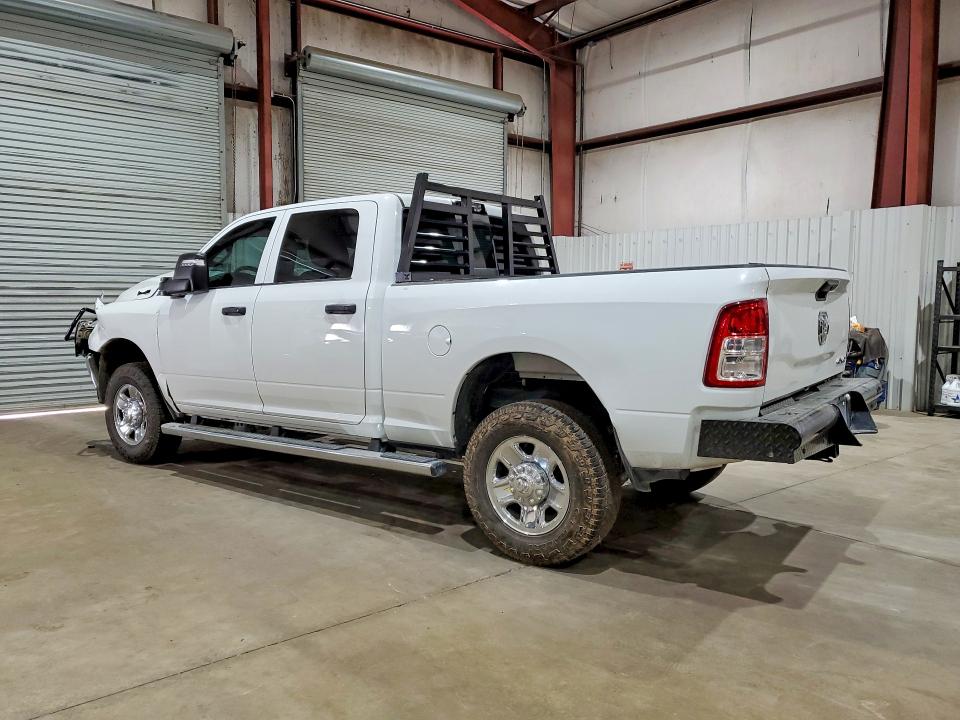 47520996 :رقم المزاد ، 3C6UR5CJ1RG305208 vin ، 2024 Ram 2500 مزاد بيع