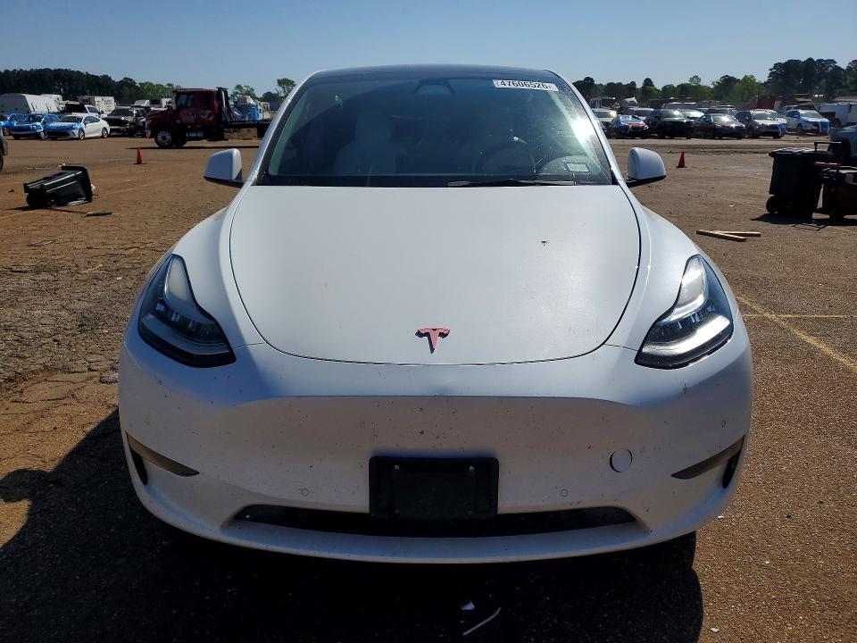47606526 :رقم المزاد ، 5YJYGDEE9MF305305 vin ، 2021 Tesla Model Y مزاد بيع