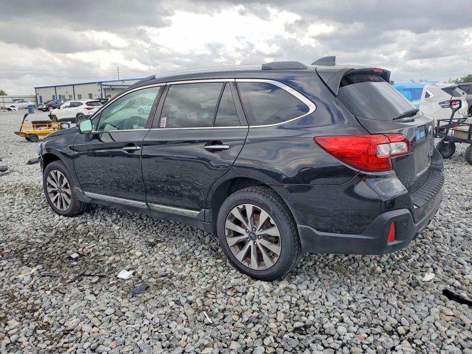 Aukcja sprzedaży 2018 Subaru Outback, vin: 4S4BSATC8J3358392, numer aukcji: 46108316