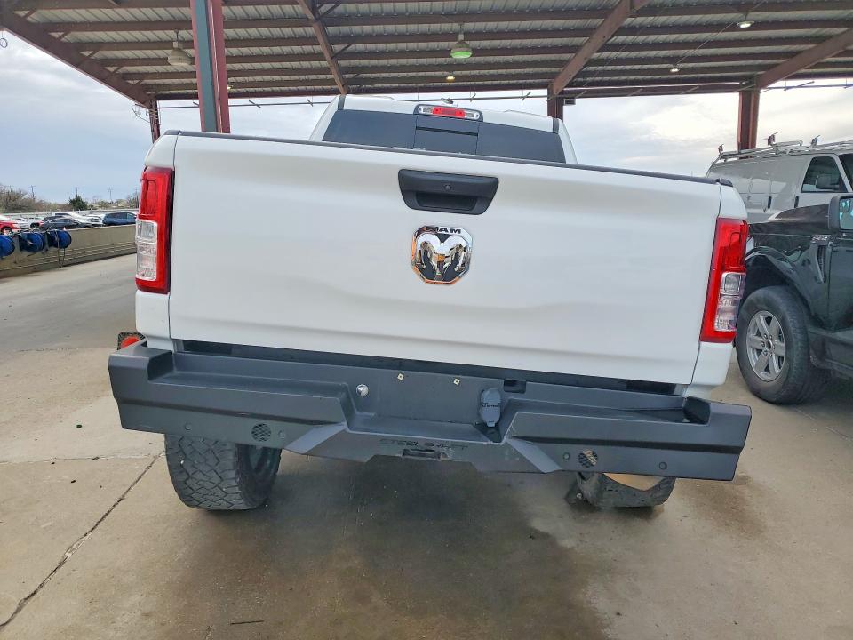 45554236 :رقم المزاد ، 1C6RRECT1KN805941 vin ، 2019 Ram 1500 مزاد بيع
