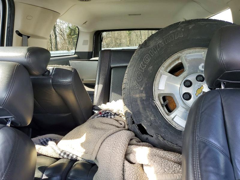 2010 Chevrolet Suburban მანქანა იყიდება აუქციონზე, vin: 1GNUKJE30AR268670, აუქციონის ნომერი: 45997976