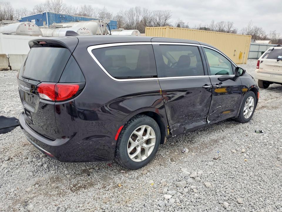 41639486 :رقم المزاد ، 2C4RC1FG0JR172318 vin ، 2018 Chrysler Pacifica مزاد بيع