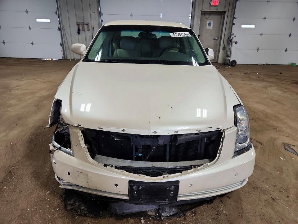 Продажа на аукционе авто 2008 Cadillac Dts, vin: 1G6KD57Y68U194658, номер лота: 41597546