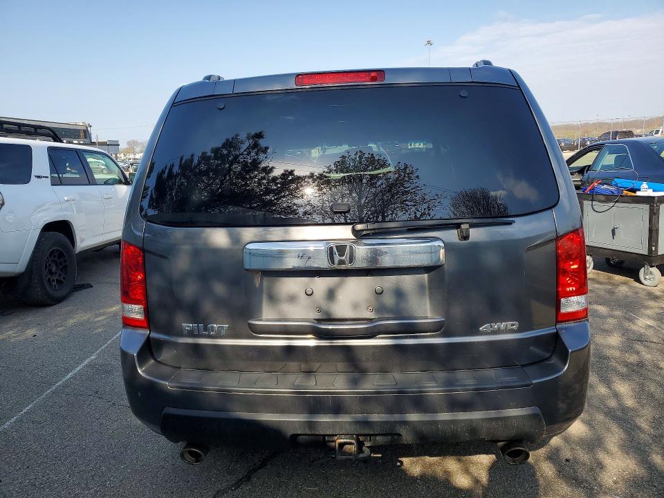 47322366 :رقم المزاد ، 5FNYF4H71BB044281 vin ، 2011 Honda Pilot مزاد بيع