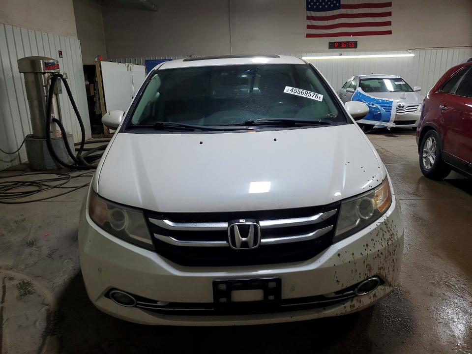 45569576 :رقم المزاد ، 5FNRL5H98EB114951 vin ، 2014 Honda Odyssey مزاد بيع
