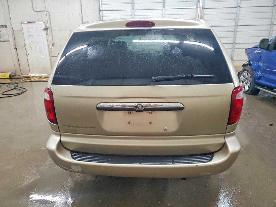 2005 Chrysler Town & Country მანქანა იყიდება აუქციონზე, vin: 1C4GP45R35B288360, აუქციონის ნომერი: 79410365