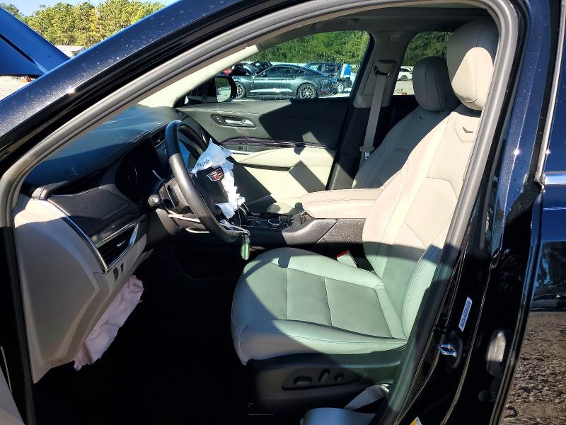 45695786 :رقم المزاد ، 1GYAZAR48PF105201 vin ، 2023 Cadillac Xt4 مزاد بيع
