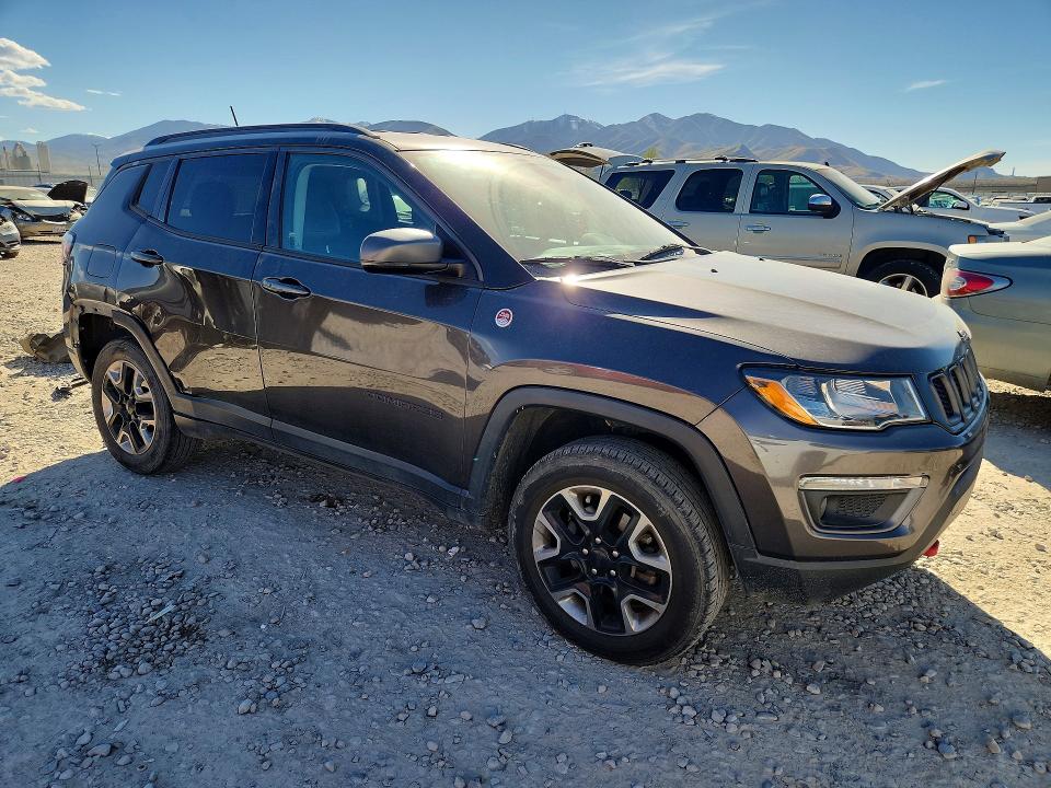 47240826 :رقم المزاد ، 3C4NJDDB1HT659029 vin ، 2017 Jeep Compass مزاد بيع