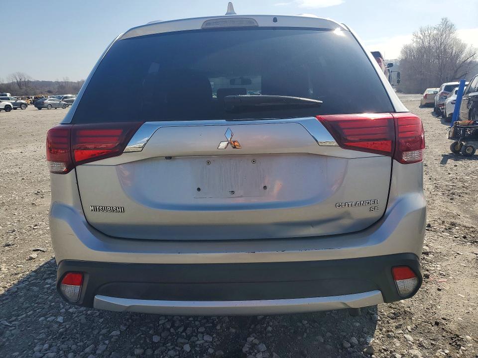 Aukcja sprzedaży 2018 Mitsubishi Outlander, vin: JA4AD3A38JJ004984, numer aukcji: 41948356