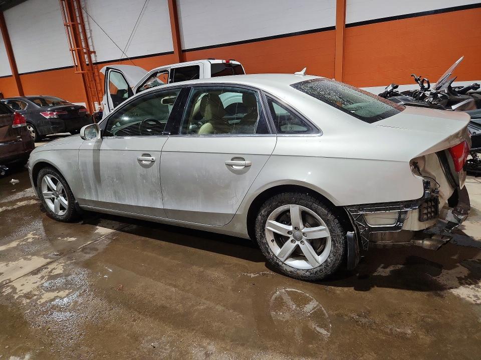 2013 Audi A4 მანქანა იყიდება აუქციონზე, vin: WAUFFCFL5DN030130, აუქციონის ნომერი: 46319046