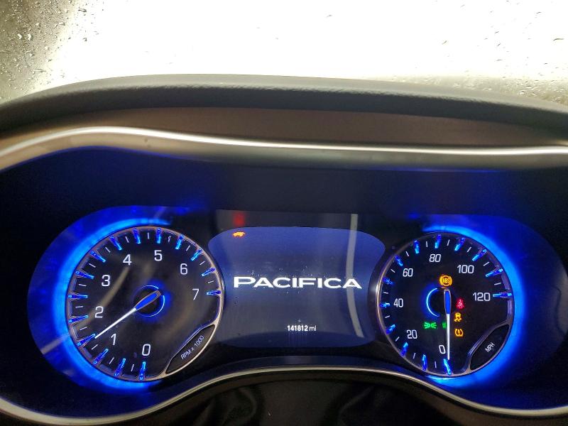 45631656 :رقم المزاد ، 2C4RC1EG2JR111103 vin ، 2018 Chrysler Pacifica مزاد بيع