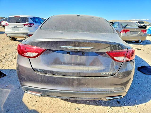 2015 Chrysler 200 მანქანა იყიდება აუქციონზე, vin: 1C3CCCDG2FN557005, აუქციონის ნომერი: 46930476