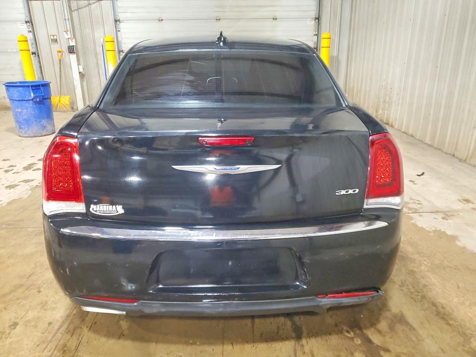 79753135 :رقم المزاد ، 2C3CCAAG3JH320565 vin ، 2018 Chrysler 300 مزاد بيع