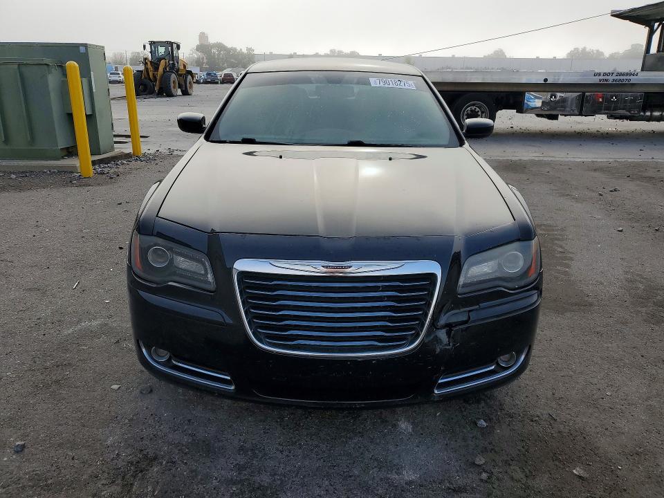 Продажа на аукционе авто 2014 Chrysler 300, vin: 2C3CCABT0EH138646, номер лота: 79018275