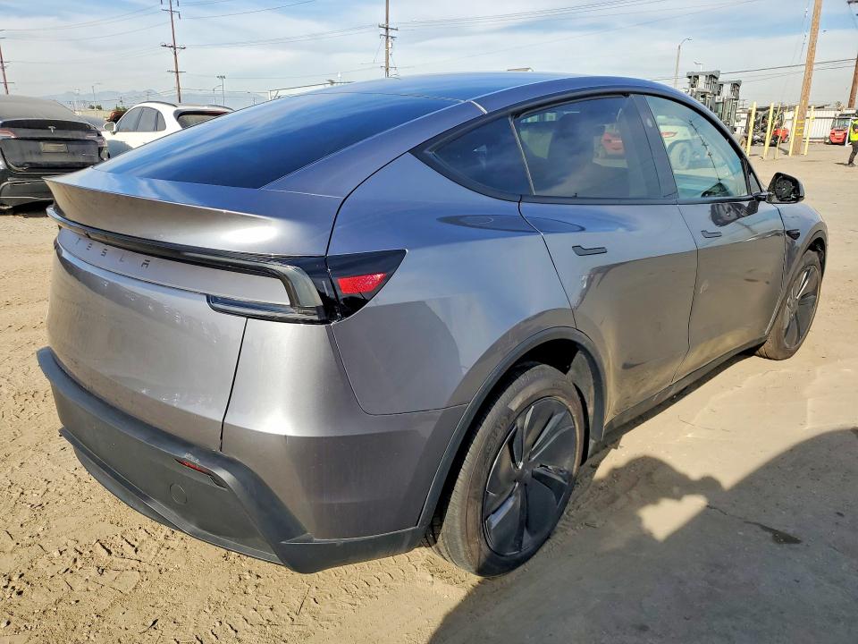 Продажа на аукционе авто 2026 Tesla Model Y, vin: 7SAYGDED2TF422250, номер лота: 46387246