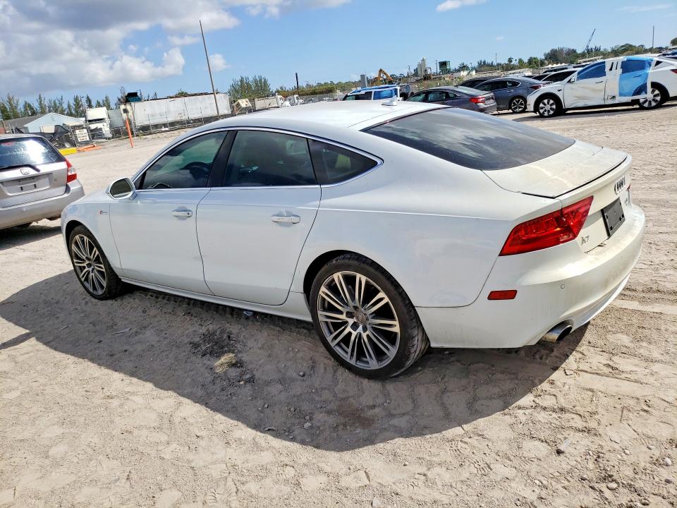 2014 Audi A7 მანქანა იყიდება აუქციონზე, vin: WAUWGAFC1EN030242, აუქციონის ნომერი: 45482406