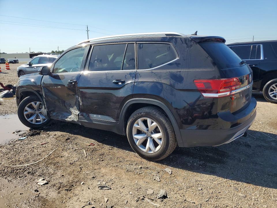 45522506 :رقم المزاد ، 1V2CR2CA4JC561349 vin ، 2018 Volkswagen Atlas مزاد بيع