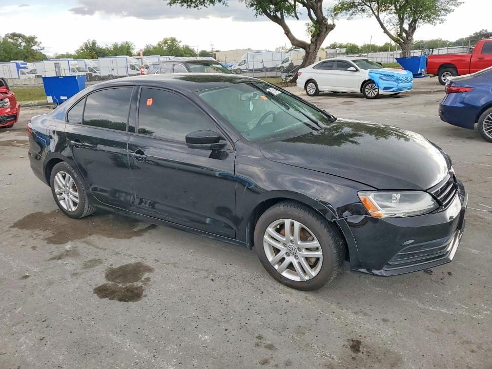 47514626 :رقم المزاد ، 3VW2B7AJ0JM249834 vin ، 2018 Volkswagen Jetta مزاد بيع