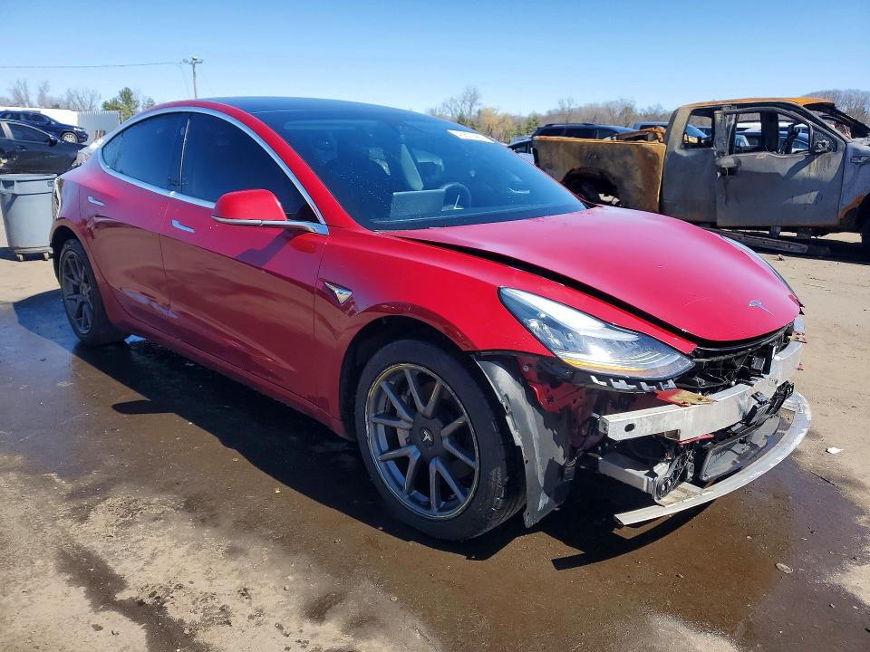 46809486 :رقم المزاد ، 5YJ3E1EB6KF452358 vin ، 2019 Tesla Model 3 مزاد بيع