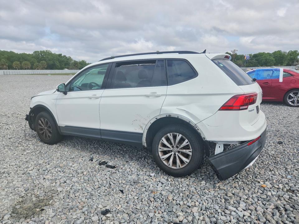 2020 Volkswagen Tiguan მანქანა იყიდება აუქციონზე, vin: 3VV1B7AX6LM141175, აუქციონის ნომერი: 46222356