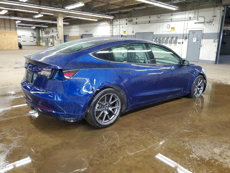 Продажа на аукционе авто 2022 Tesla Model 3, vin: 5YJ3E1EA8NF370711, номер лота: 79809395