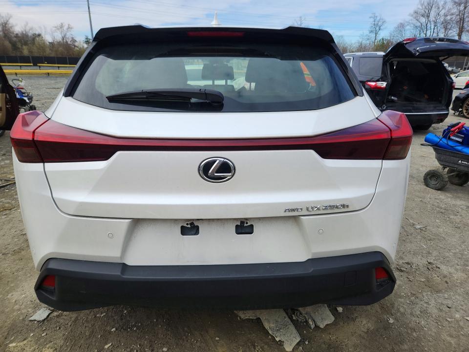 46047946 :رقم المزاد ، JTHP9JBH6R2076934 vin ، 2024 Lexus Ux 250h مزاد بيع