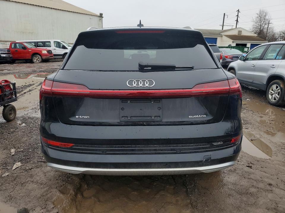 Aukcja sprzedaży 2022 Audi E-tron, vin: WA1AAAGE1NB005612, numer aukcji: 41757696