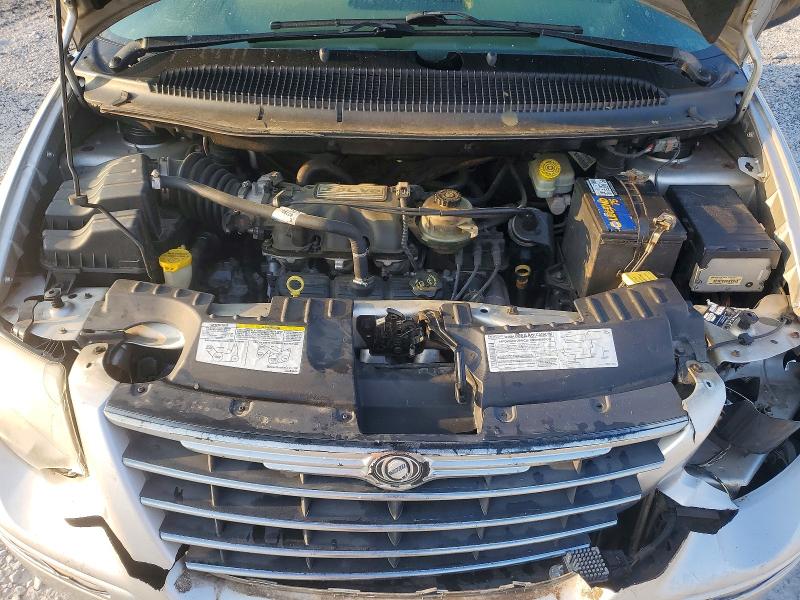 2005 Chrysler Town & Country მანქანა იყიდება აუქციონზე, vin: 2C4GP54L05R140848, აუქციონის ნომერი: 46373356