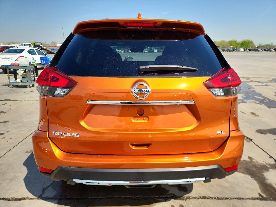 2018 Nissan Rogue მანქანა იყიდება აუქციონზე, vin: JN8AT2MT5JW490658, აუქციონის ნომერი: 46685936