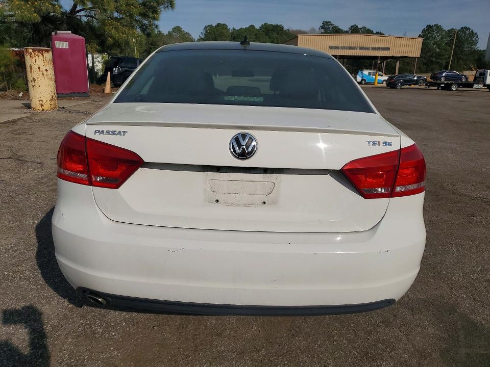 45816176 :رقم المزاد ، 1VWBS7A32FC079700 vin ، 2015 Volkswagen Passat مزاد بيع