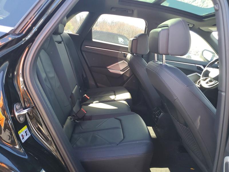 46363616 :رقم المزاد ، WA1EECF33M1129449 vin ، 2021 Audi Q3 مزاد بيع