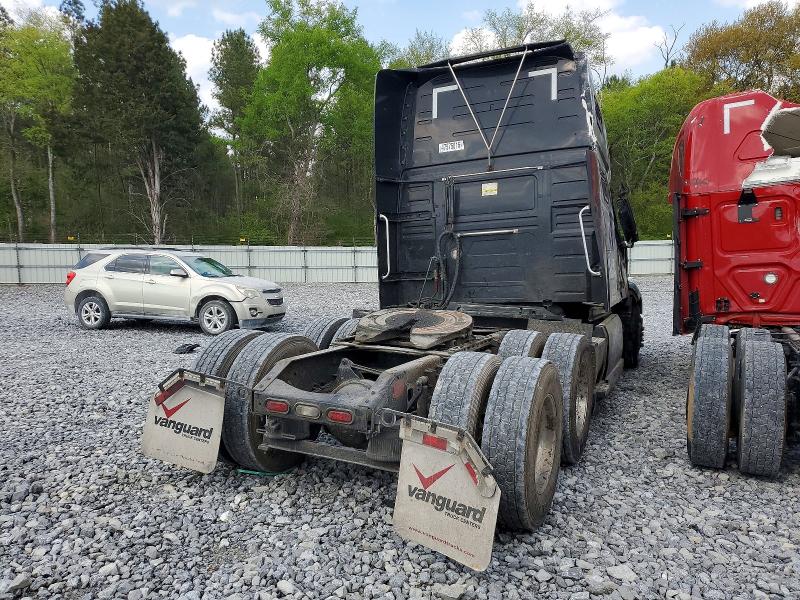 47575016 :رقم المزاد ، 4V4NC9EG0MN271743 vin ، 2021 Volvo Vnl مزاد بيع